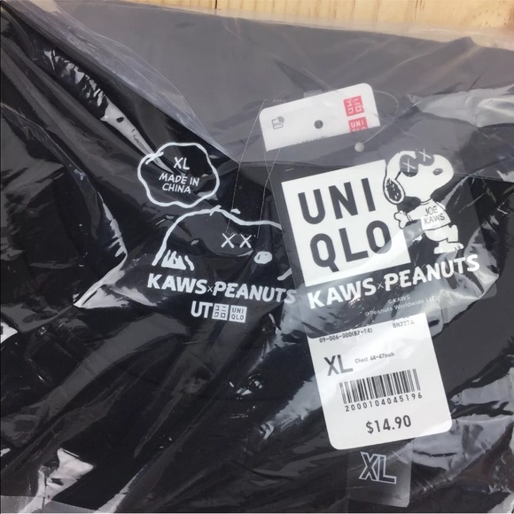 Uniqlo Kaws X Peanuts Snoopy Extra Large - Picture 3 of 5